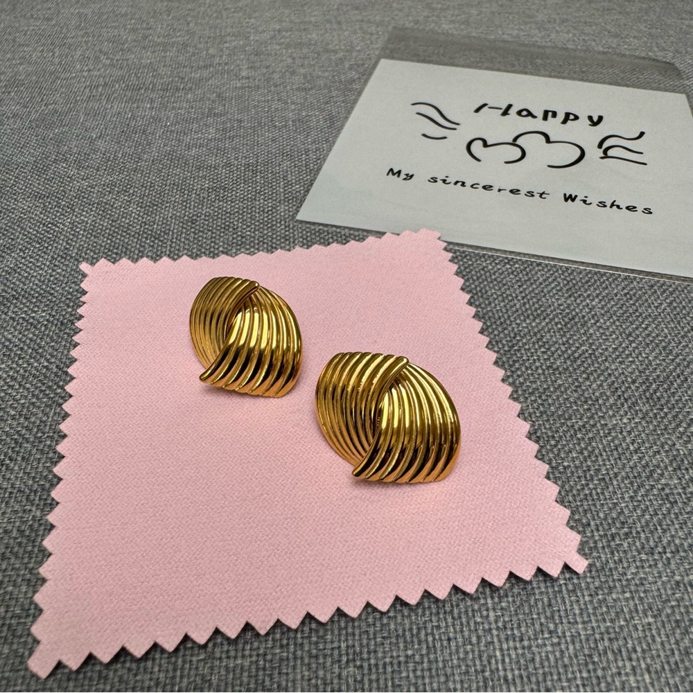 ✨Vintage Amelia Gold Earrings |StainlessSteel 18K PVD Gold tone GOODREVIEW - Picture 7 of 15